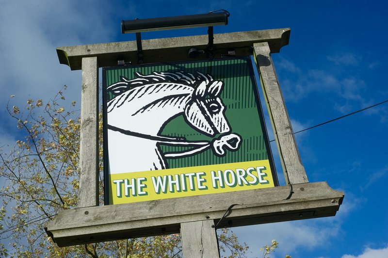 Book Now The White Horse